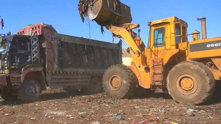 Garbage Dumper carrying garbage